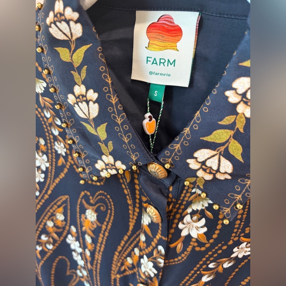Farm Rio: Black Garden Printed Buttons Viscose Shirt - Picture 7 of 16